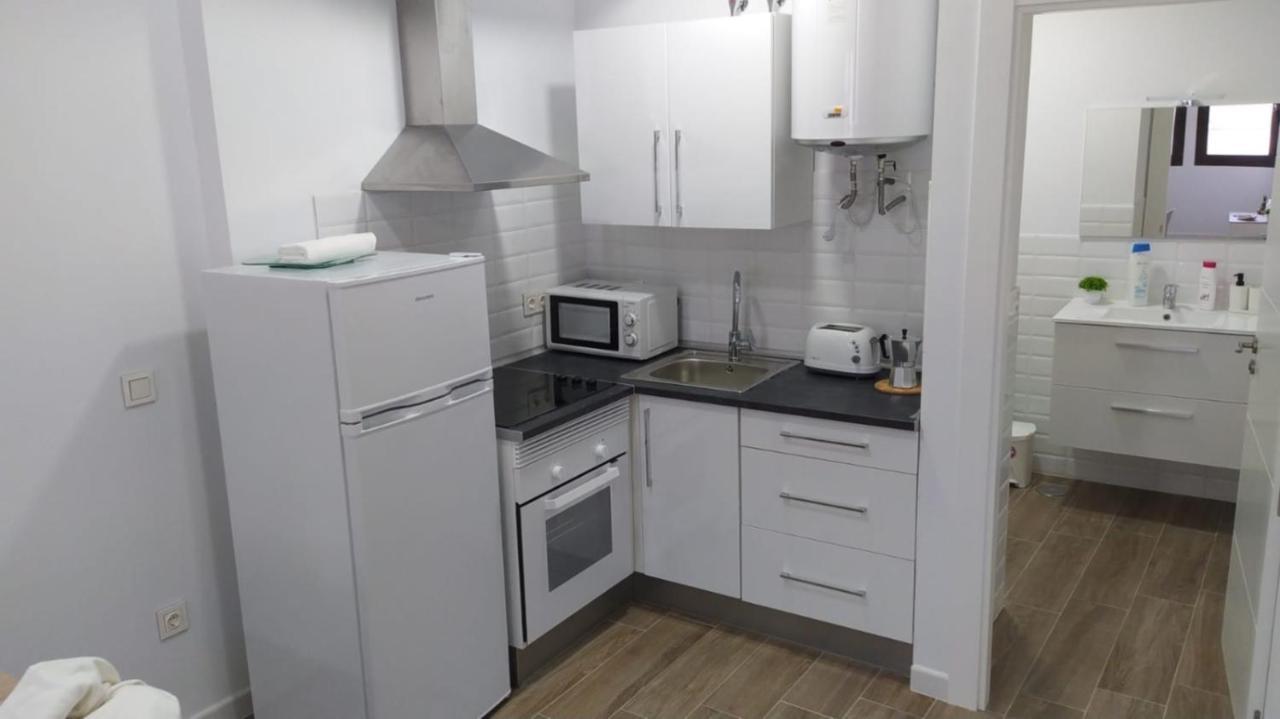 Apartamentos Marmoles Centro Малага Экстерьер фото