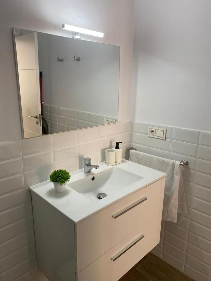 Apartamentos Marmoles Centro Малага Экстерьер фото