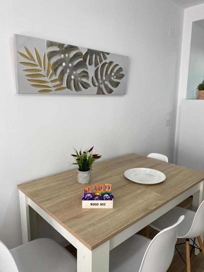 Apartamentos Marmoles Centro Малага Экстерьер фото